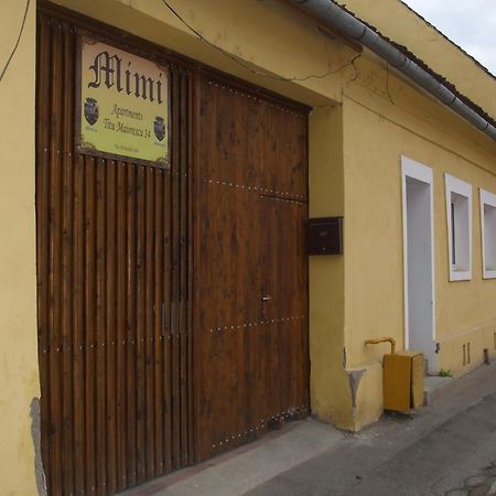 Pensiunea Mimi Medias Exterior photo