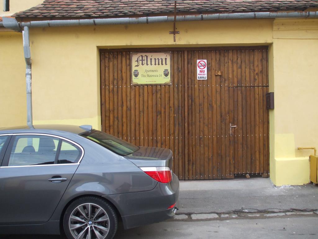 Pensiunea Mimi Medias Exterior photo